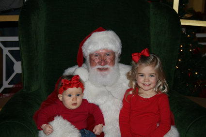 rylee_taylor_santa_th.png